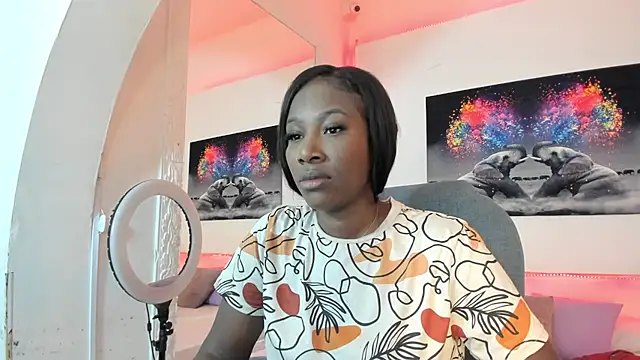 Snapshot of rosi_cooper chatting on 9, 5, 2026 rosi cooper online show from 9, 5, 2026