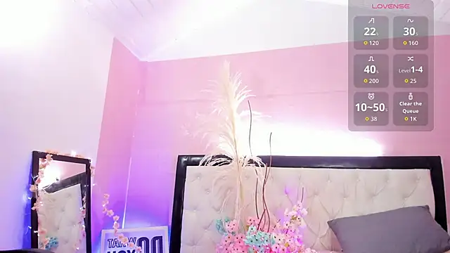 Emily Roussee online show from 11, 3, 2026