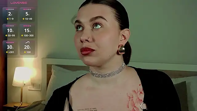 HermioneMoon online show from 16, 4, 2026