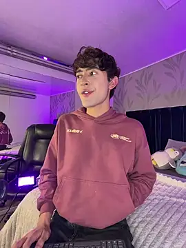 MatthewMoore  online show from 9, 4, 2026