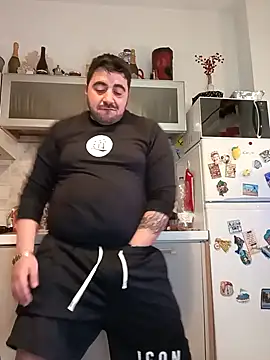 bear skinny online show from 20, 3, 2026