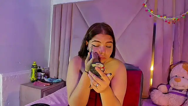 FreyaHL online show from 5, 4, 2026