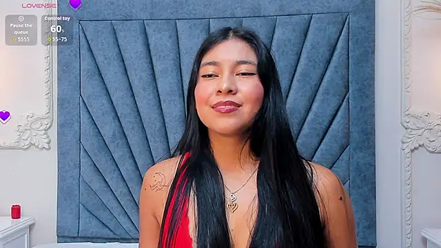 Leandra-Johnson online show from 4, 4, 2026