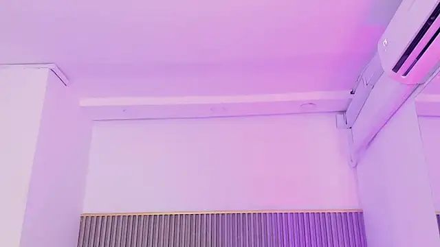 ashvalentine  online show from 2, 4, 2026