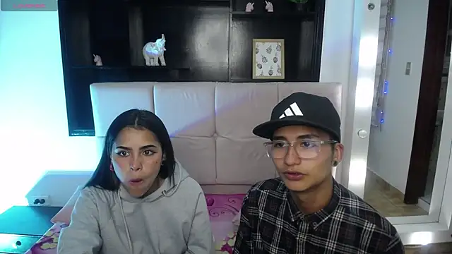  chloe 1 online show from 17, 4, 2026