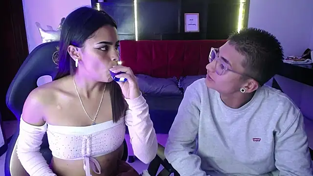  chloe 1 online show from 9, 4, 2026