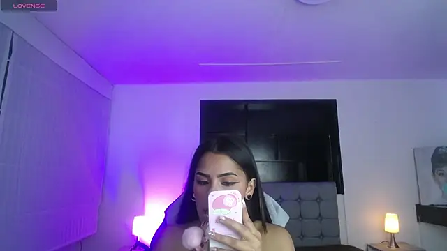  chloe 1 online show from 21, 3, 2026