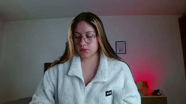 Snapshot of samanthachop chatting on 19, 6, 2026 samanthachop online show from 19, 6, 2026