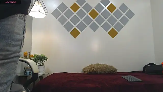 keanu true online show from 5, 3, 2026