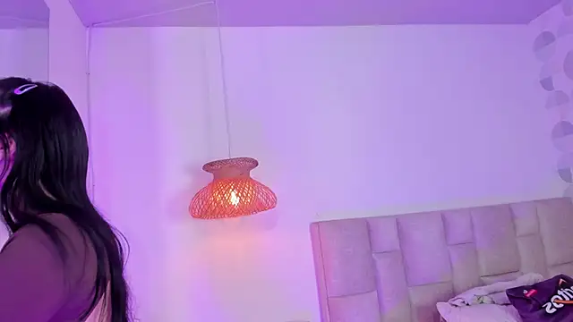 Vanessa cruz 18 online show from 30, 5, 2026