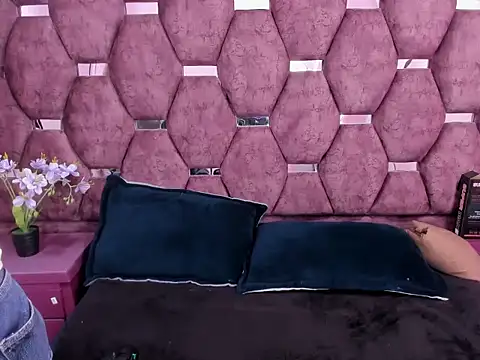 Blair Garcia online show from 3, 3, 2026