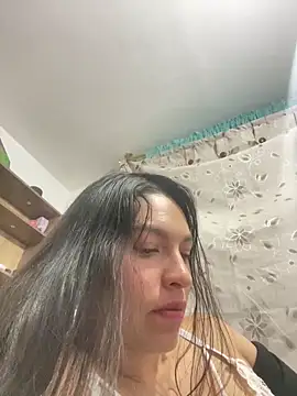 SweetCherry   online show from 9, 5, 2026