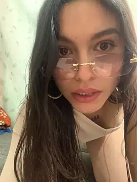 SweetCherry   online show from 3, 5, 2026