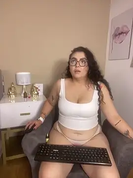 AlmaraRouge online show from 14, 5, 2026
