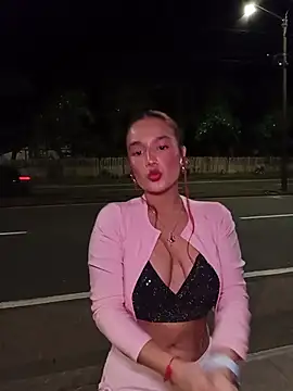 Snapshot of isabella_ferrer99 chatting on 20, 6, 2026 isabella ferrer99 online show from 20, 6, 2026