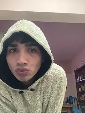 Lucasss2204 online show from 11, 4, 2026
