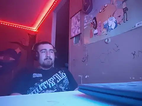 XSnowFlakeX15 online show from 28, 5, 2026