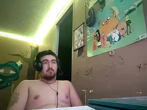 XSnowFlakeX15 online show from 13, 5, 2026