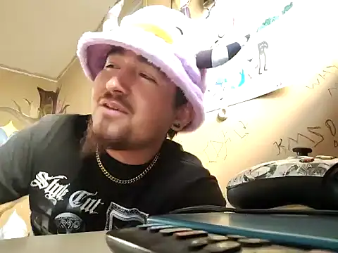 XSnowFlakeX15 online show from 6, 5, 2026