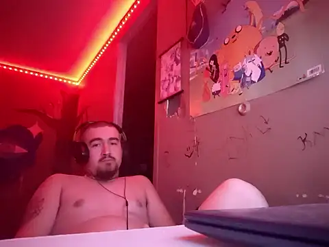 XSnowFlakeX15 online show from 17, 5, 2026