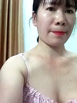 Bondgirl 9 online show from 29, 5, 2026