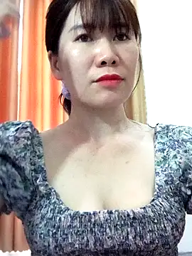 Bondgirl 9 online show from 18, 5, 2026
