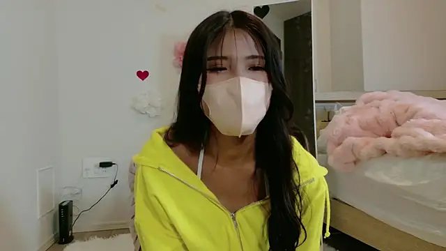 Snapshot of seinachan_v chatting on 19, 3, 2026 seinachan v online show from 19, 3, 2026