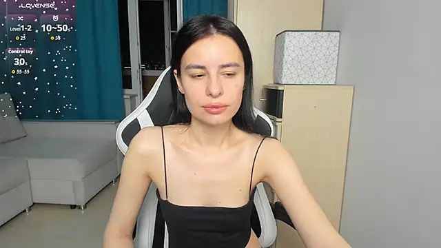 Snapshot of Horny__Nikki chatting on 7, 7, 2026 Horny Nikki online show from 7, 7, 2026