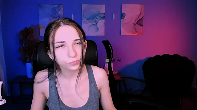 miss courtney  online show from 13, 3, 2026