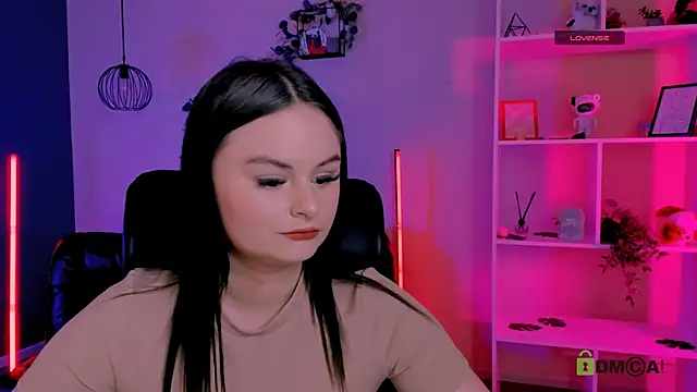 Snapshot of miss_courtney_ chatting on 7, 5, 2026 miss courtney online show from 7, 5, 2026