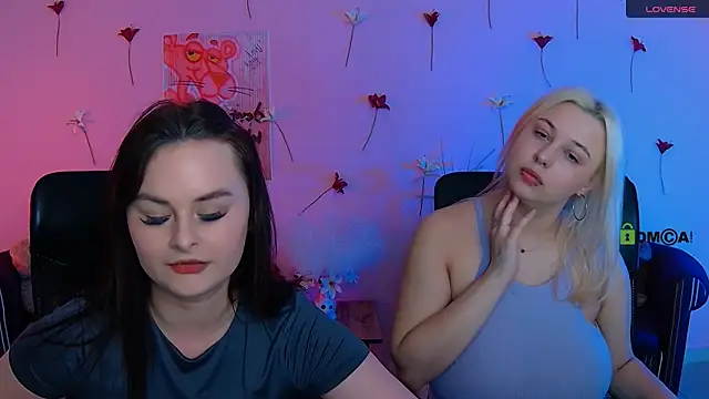 Snapshot of miss_courtney_ chatting on 9, 5, 2026 miss courtney online show from 9, 5, 2026