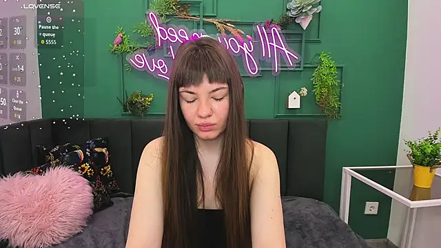 AgnesBeautiful online show from 11, 4, 2026