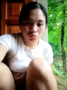 Snapshot of Mayxinh_love chatting on 21, 5, 2026 Mayxinh love online show from 21, 5, 2026