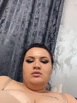 julietalovee online show from 14, 3, 2026