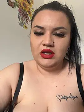 julietalovee online show from 25, 3, 2026