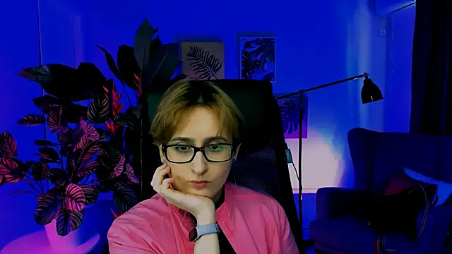 LixeLuna online show from 6, 4, 2026