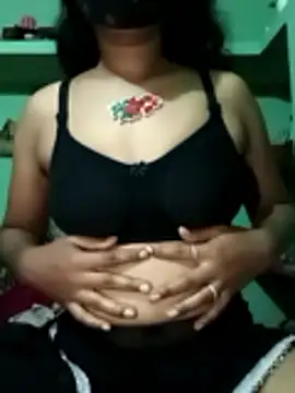 niyashree100 online show from 8, 5, 2026