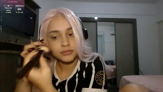 Willowlk online show from 19, 4, 2026