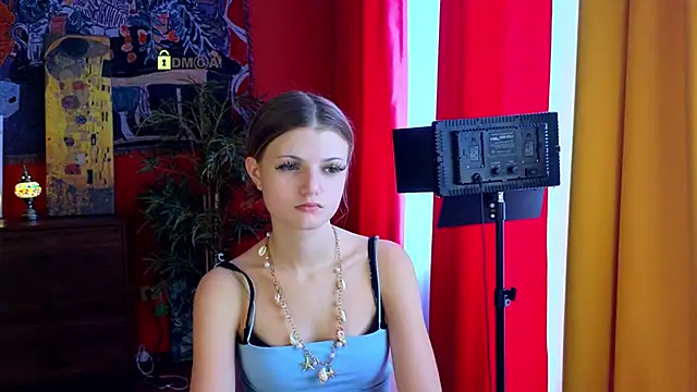 Snapshot of Enji_Rey chatting on 9, 6, 2026 Enji Rey online show from 9, 6, 2026
