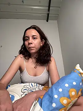 Nicole Cute04 online show from 4, 6, 2026