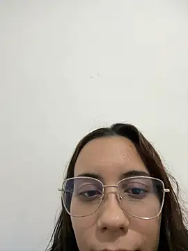 Snapshot of Nicole_Cute04 chatting on 12, 7, 2026 Nicole Cute04 online show from 12, 7, 2026