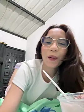 Snapshot of Nicole_Cute04 chatting on 16, 6, 2026 Nicole Cute04 online show from 16, 6, 2026
