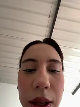 Nicole Cute04 online show from 5, 3, 2026