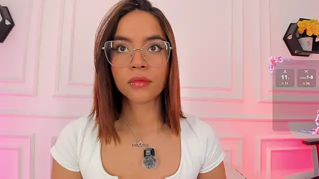 Im Scarlett  online show from 9, 7, 2026