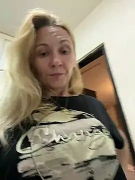 Secret Ladyx online show from 4, 6, 2026
