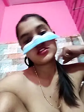Sexy Sonniyaa online show from 3, 5, 2026