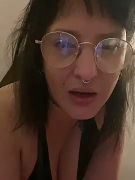 Xlilli69X online show from 11, 4, 2026