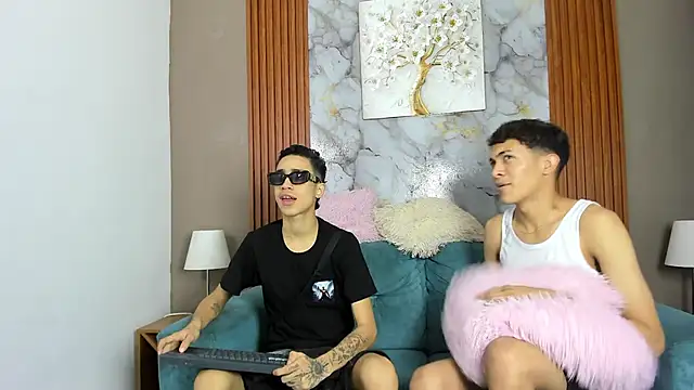 SKYN MAN online show from 22, 3, 2026