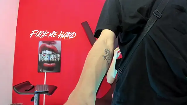 SKYN MAN online show from 28, 3, 2026