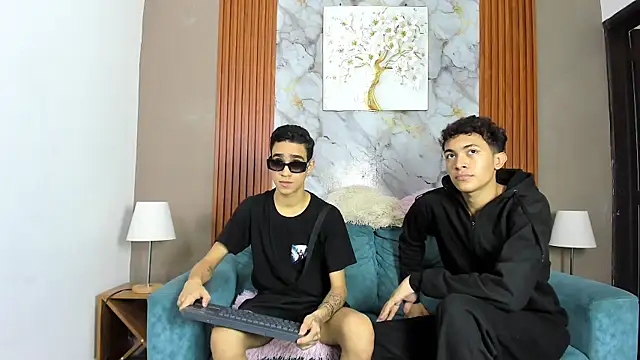 SKYN MAN online show from 13, 4, 2026